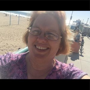 Meet your Posher, Leslie